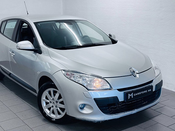 Renault Megane 2 of 17