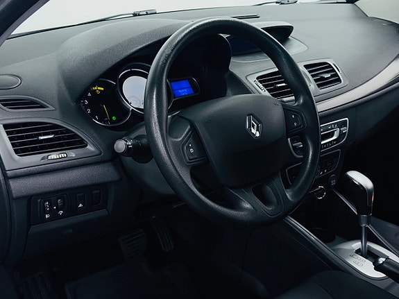 Renault Megane 10 of 17