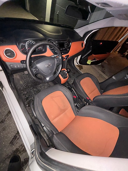 Hyundai i10 9 of 14