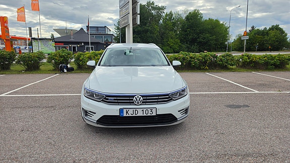 Volkswagen Passat 4 of 5