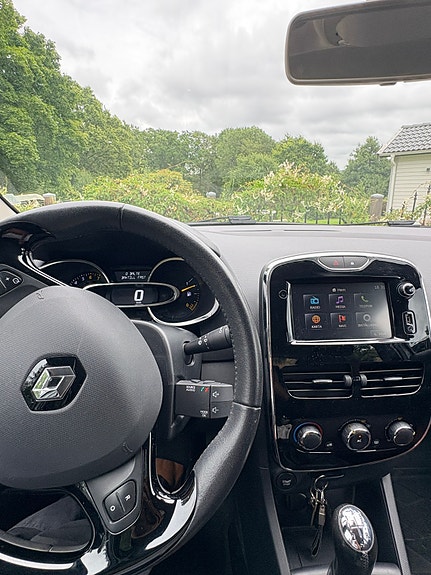 Renault Clio 3 of 3