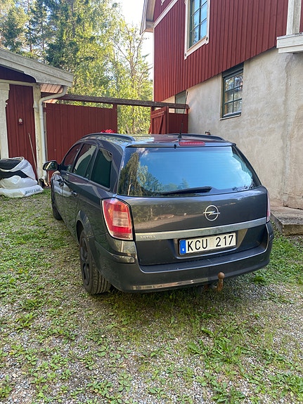 Opel Astra 4 of 5