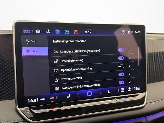 Volkswagen Tiguan 25 of 30