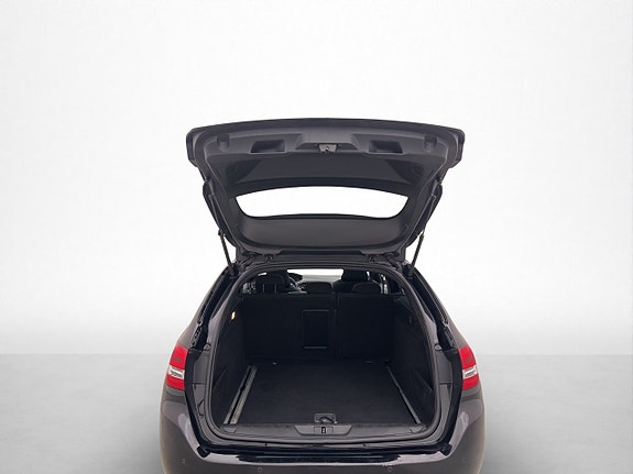 Peugeot 308 SW 27 of 27