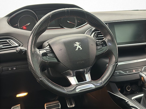 Peugeot 308 SW 11 of 27