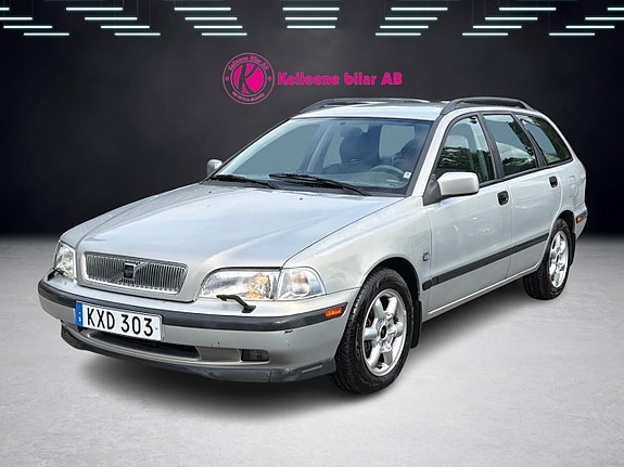 Volvo V40 5 of 5