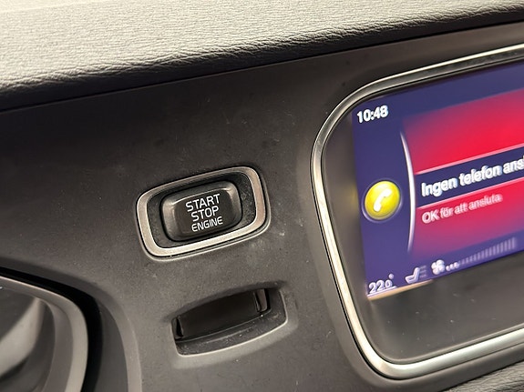 Volvo V40 Cross Country 15 of 28