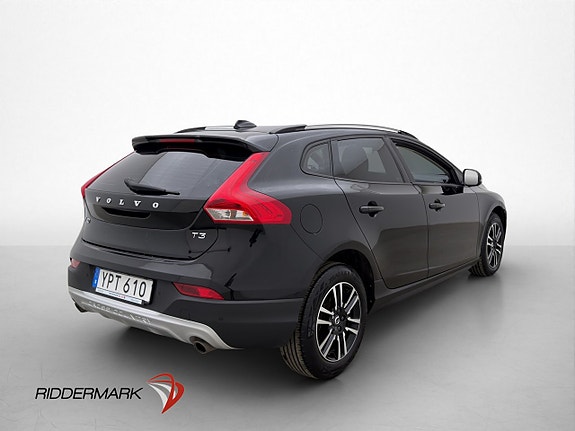 Volvo V40 Cross Country 8 of 28