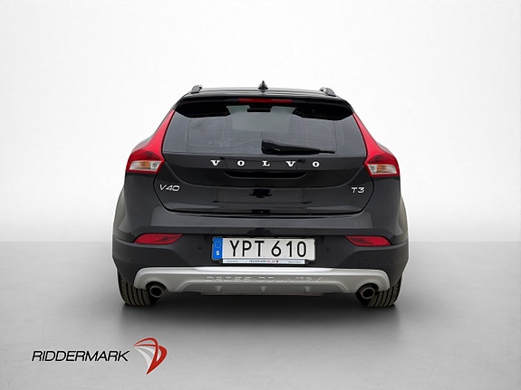 Volvo V40 Cross Country 6 of 28