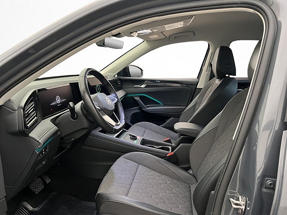 Volkswagen Tiguan 11 of 30
