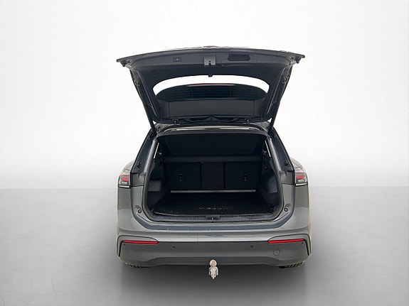 Volkswagen Tiguan 25 of 30