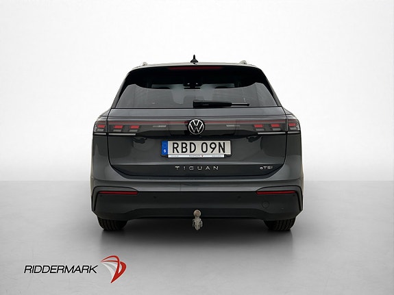 Volkswagen Tiguan 6 of 30