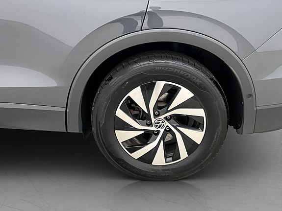 Volkswagen Tiguan 28 of 30