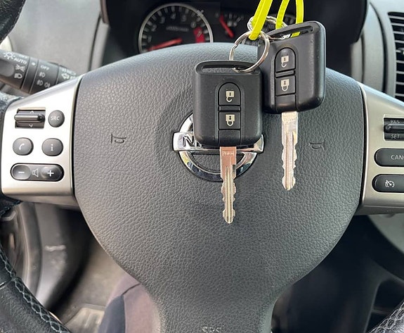 Nissan Note 7 of 9
