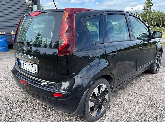 Nissan Note 2 of 5
