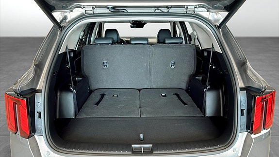 Kia Sorento 12 of 12