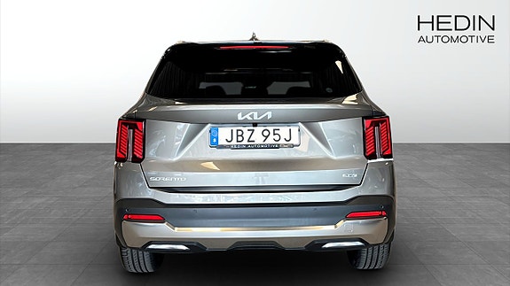Kia Sorento 5 of 5