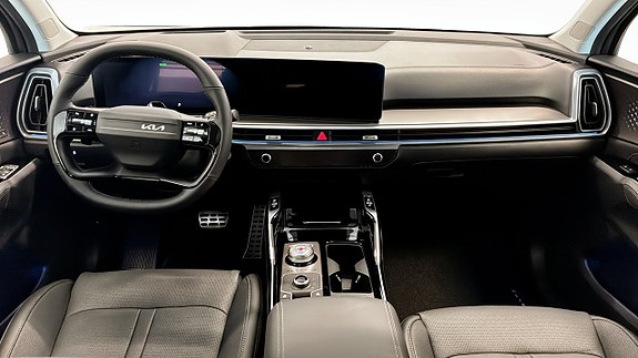 Kia Sorento 7 of 12