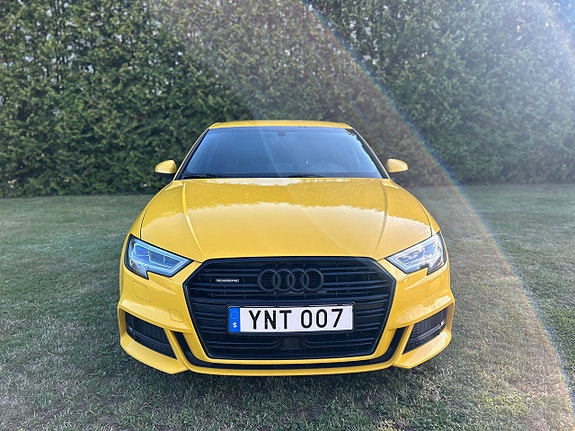Audi A3 8 of 12