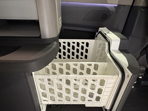 Volkswagen California 12 of 16