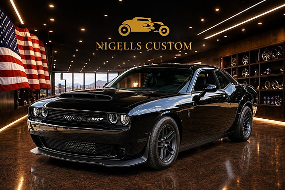 Dodge Challenger 2 of 5