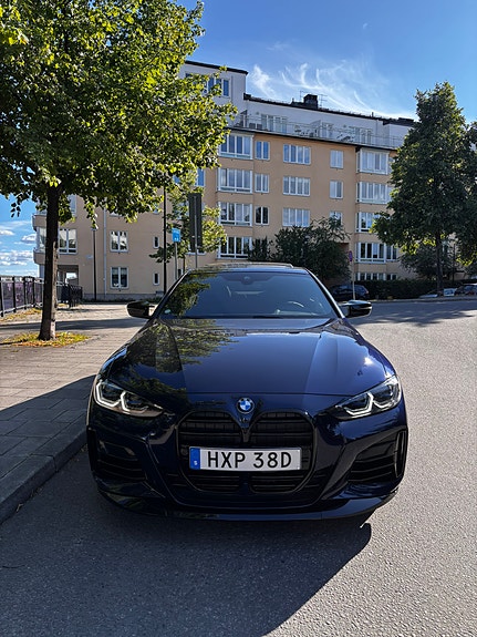 BMW M440i 3 of 5
