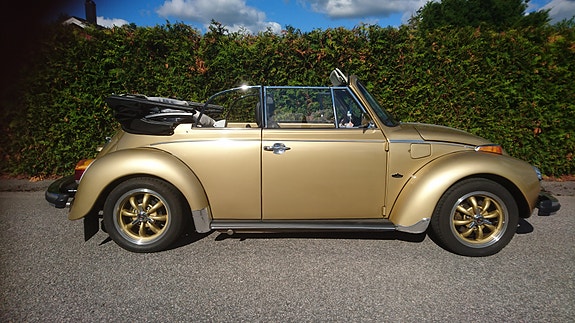 Volkswagen 1303 2 of 5