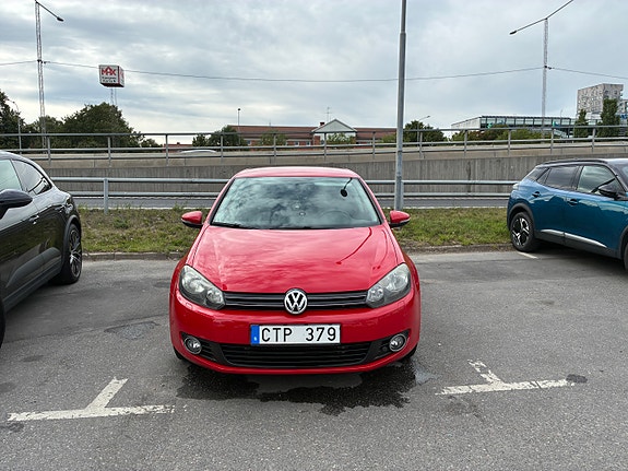 Volkswagen Golf VI 2 of 21