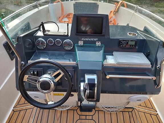 Flipper 600 SC – Mercury F150 inkl. trailer 80km/h | 305 gångtimmar 3 of 7
