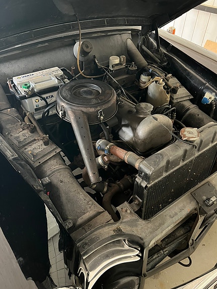 Mercedes-Benz 180 12 of 13