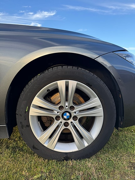 BMW 320d 9 of 15
