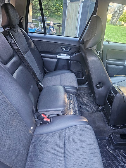 Volvo XC90 6 of 10
