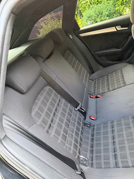 Audi A4 9 of 11