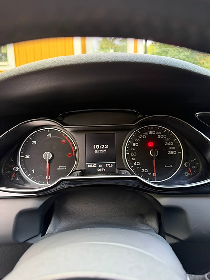 Audi A4 11 of 11