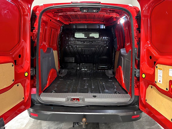 Ford Transit Connect 7 of 23