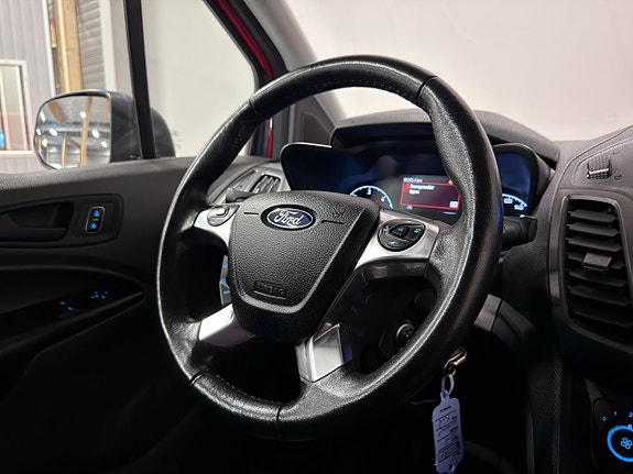 Ford Transit Connect 19 of 23