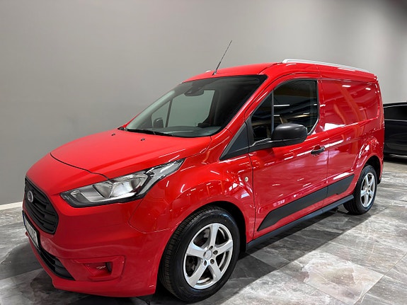 Ford Transit Connect 3 of 5
