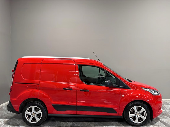 Ford Transit Connect 9 of 23