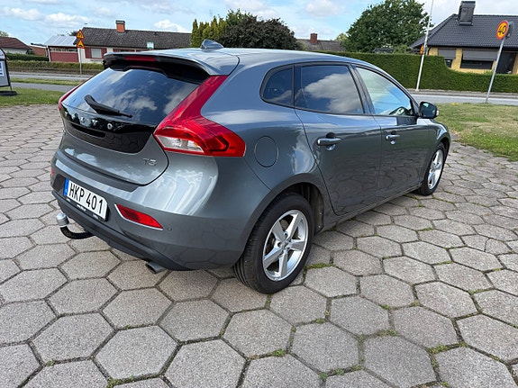 Volvo V40 5 of 5