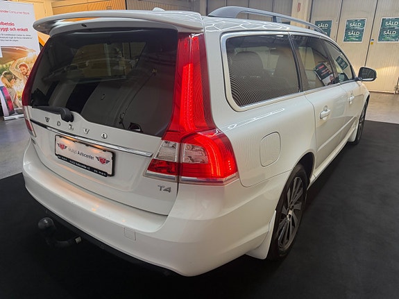 Volvo V70 5 of 5