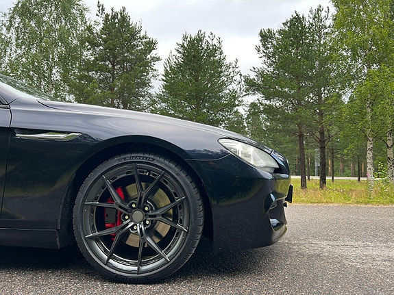 BMW 640i 3 of 5