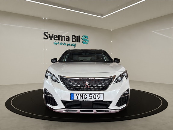 Peugeot 3008 2 of 5