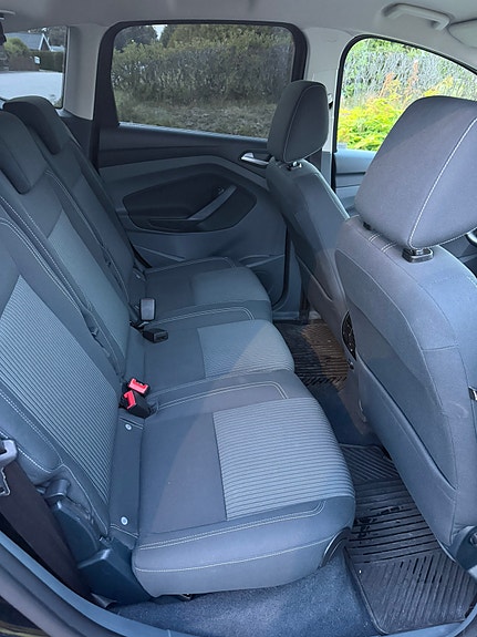 Ford C-Max 5 of 6