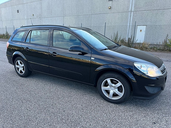 Opel Astra 12 of 15