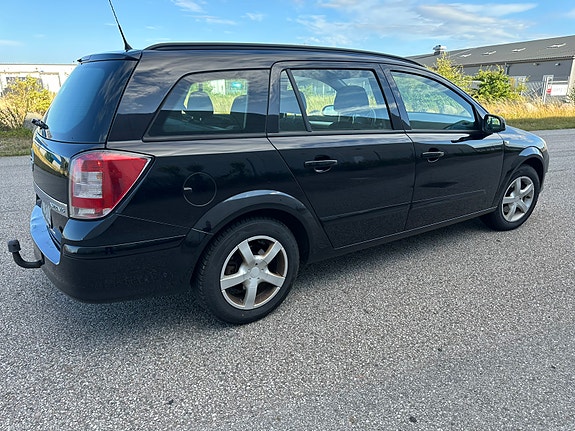Opel Astra 4 of 15