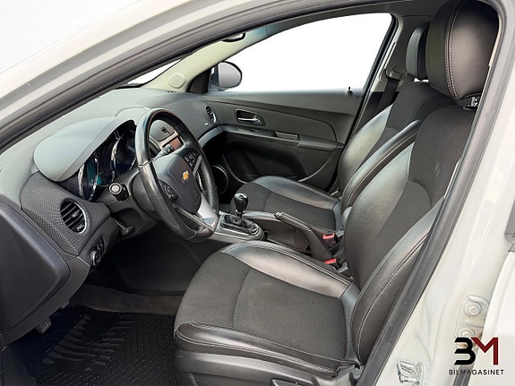 Chevrolet Cruze 9 of 20