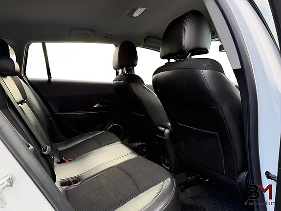 Chevrolet Cruze 12 of 20