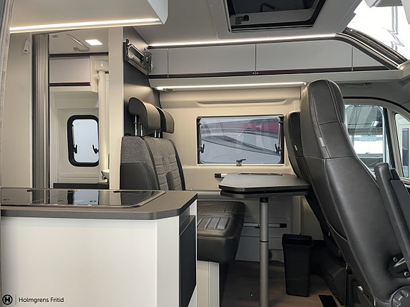 Adria Twin 640 SGX Pop up 5 of 9