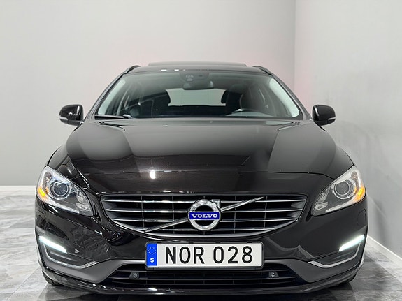 Volvo V60 3 of 5