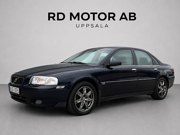 Volvo S80 2 of 5